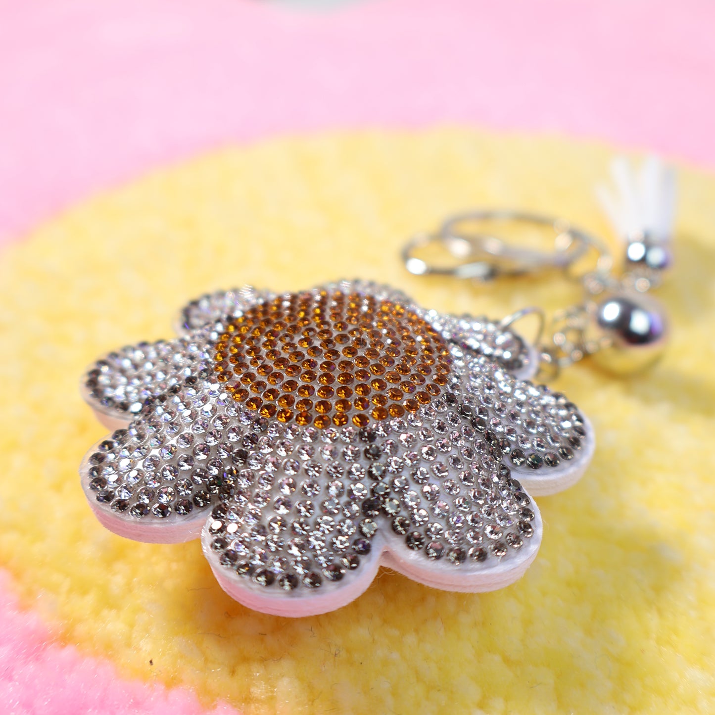 Daisy Bag Charm rhinestone Flower Keychain