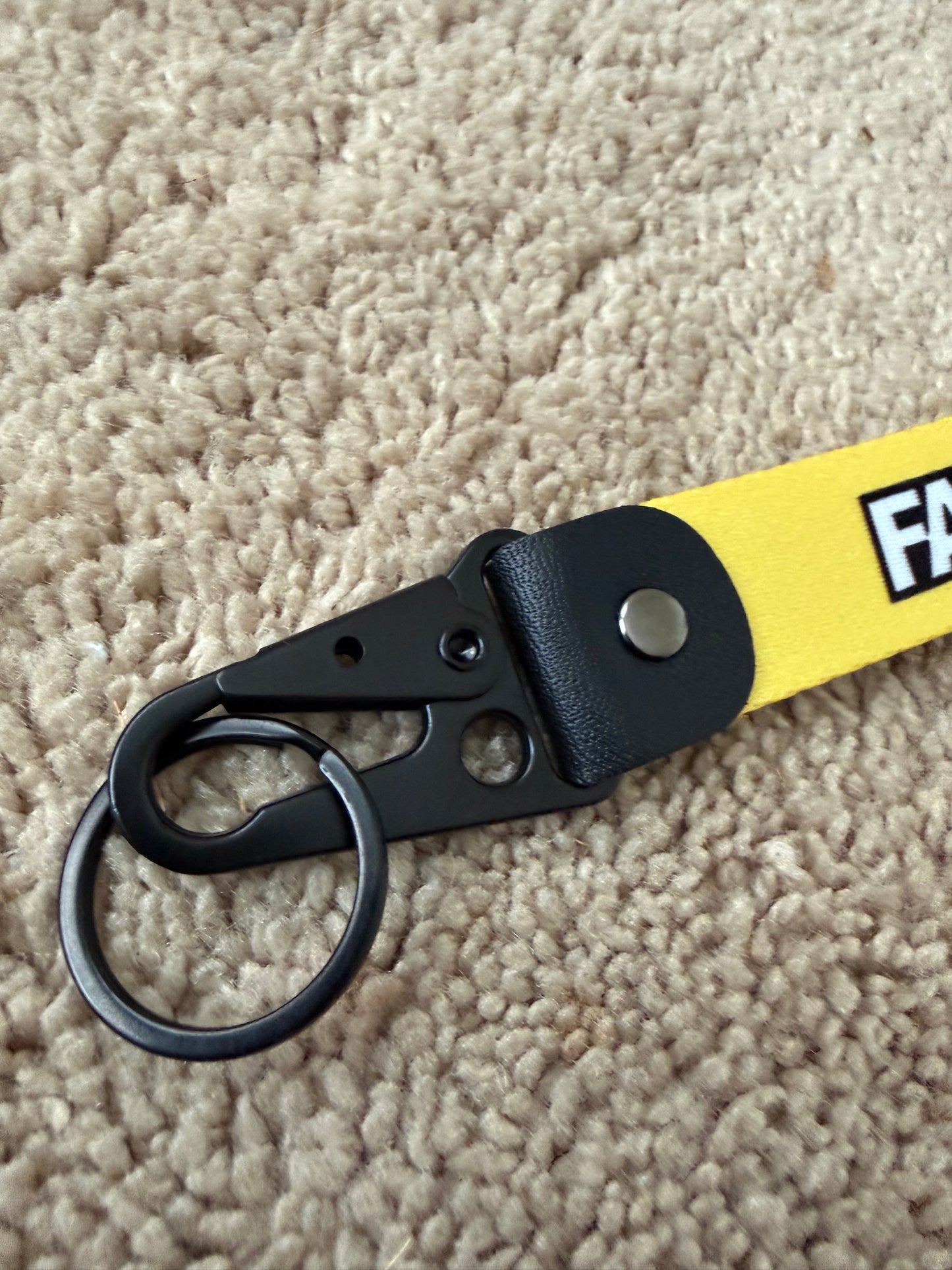 Fake taxi car club jdm car automotive Keychain for Summer, Anti-lost Wristband Keychain, Universal Portable Car Keychain for Men & Women, Auto Key Decoration, Keychain Lanyard, Car Accessories, Wristlet Strap Key, Car Key Chains