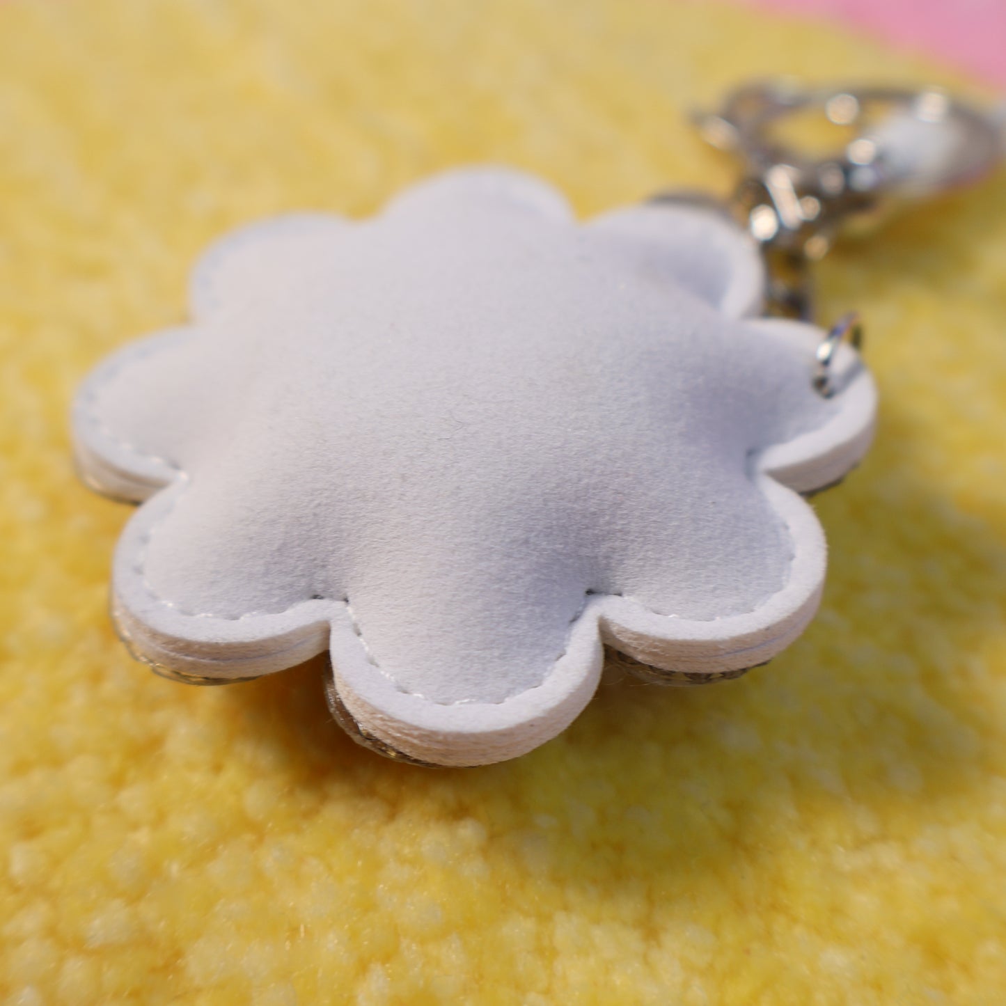 Daisy Bag Charm rhinestone Flower Keychain
